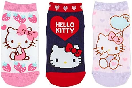 【ポイント2倍】 サンリオ(SANRIO) ハローキティ キッズスニーカーソックス3足セット(いちご)13-15cm 284645 送料無料