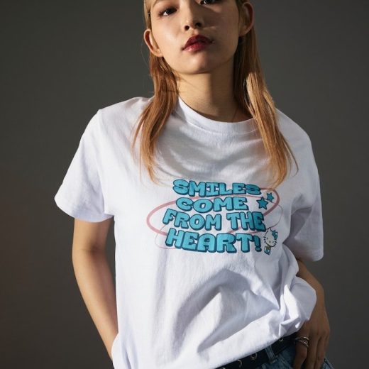 【SALE／5%OFF】MR.HEARTS HELLO KITTY×MR HERTS FRONT PRINT CREW NECK TEE 【限定展開】 フリークスストア トップス カットソー・Tシャツ ホワイト ブラック ブルー【送料無料】