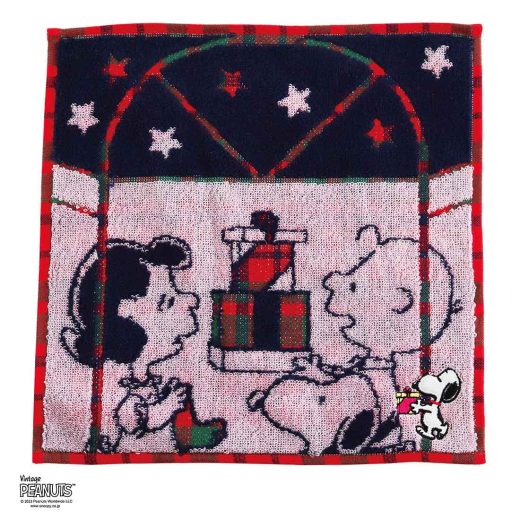 【SALE ￥550→￥440】20％OFF！ スヌーピー クリスマス タオルハンカチ ハッピープレゼント ピンク 【PEANUTS】