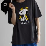 [58H限定特別価格★更に今だけクーポン割]ピーナッツ スヌーピー PEANUTS SNOOPY 半袖Tシャツ レディース 綿100％ コットン ゆったり トップス キャラクター 刺繍 バックプリント クルーネック カットソー