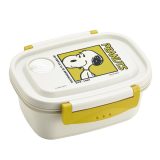 弁当箱 430ml ラク軽弁当箱 S PEANUTS75 （ スヌーピー お弁当箱 レンジ対応 食洗機対応 ランチボックス 冷凍 日本製 冷凍OK レンジOK 食洗機OK 軽量 軽い お弁当 弁当 一段 仕切り付き 保存容器 かわいい ）【39ショップ】